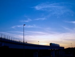 7e3f2d3788a6dd0bb4cf1b5d9eeebc94_s.jpg